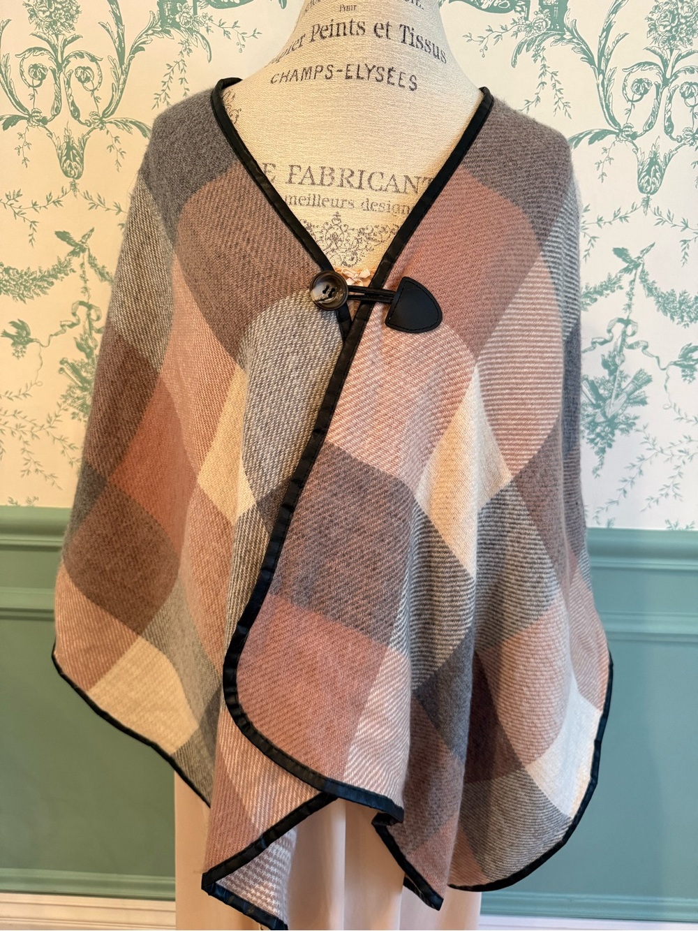 Marcus Adler Houndstooth/Plaid Reversible Cape
